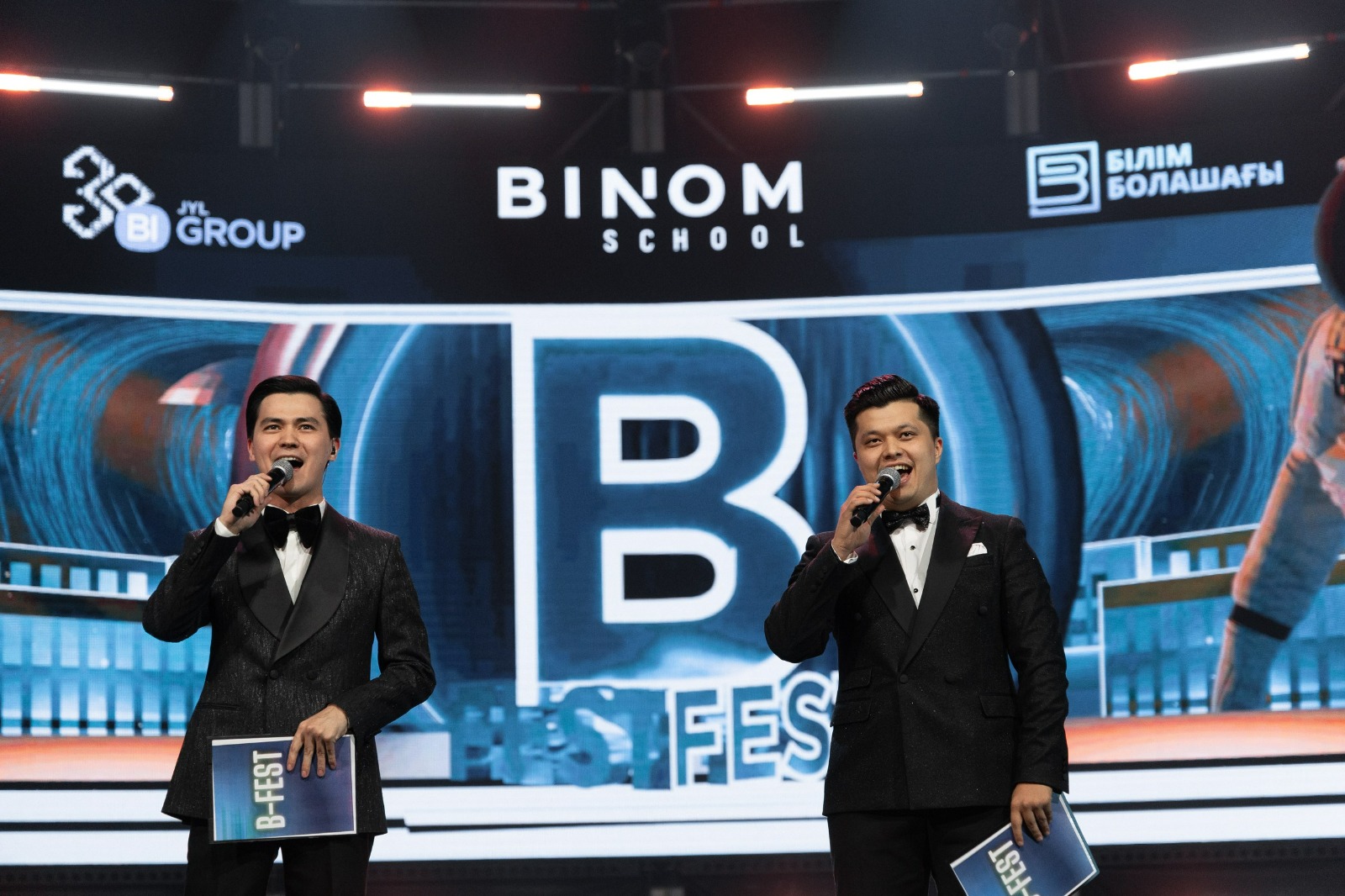 BINOM оқушылары әлемге әйгілі мюзиклдермен көрерменді таңғалдырды